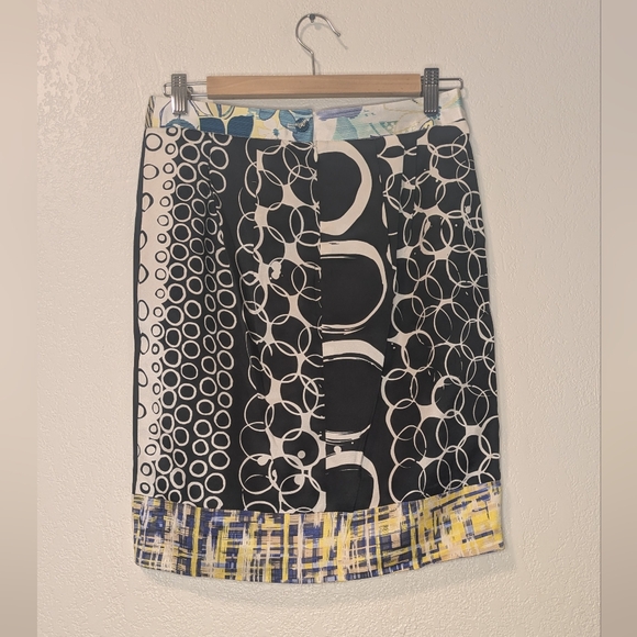 Poleci Sample Skirt 100%Silk - Picture 2 of 7